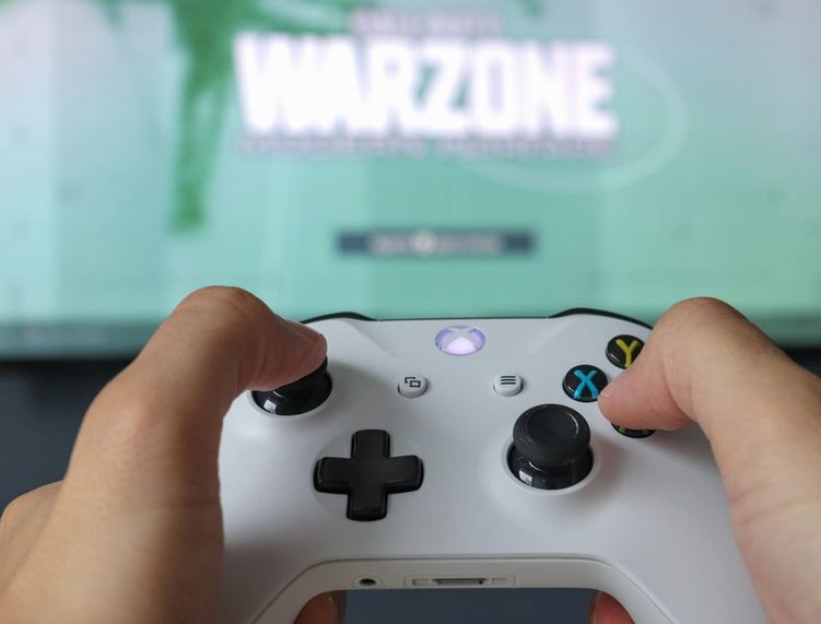 xì dách trực tuyến Hi88